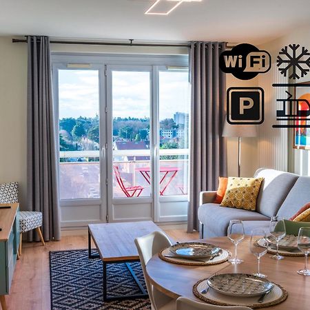 T2 De Standing Climatise Avec Parking Prive, Tram T2 T5, Hopitaux Est Appartement Bron Buitenkant foto