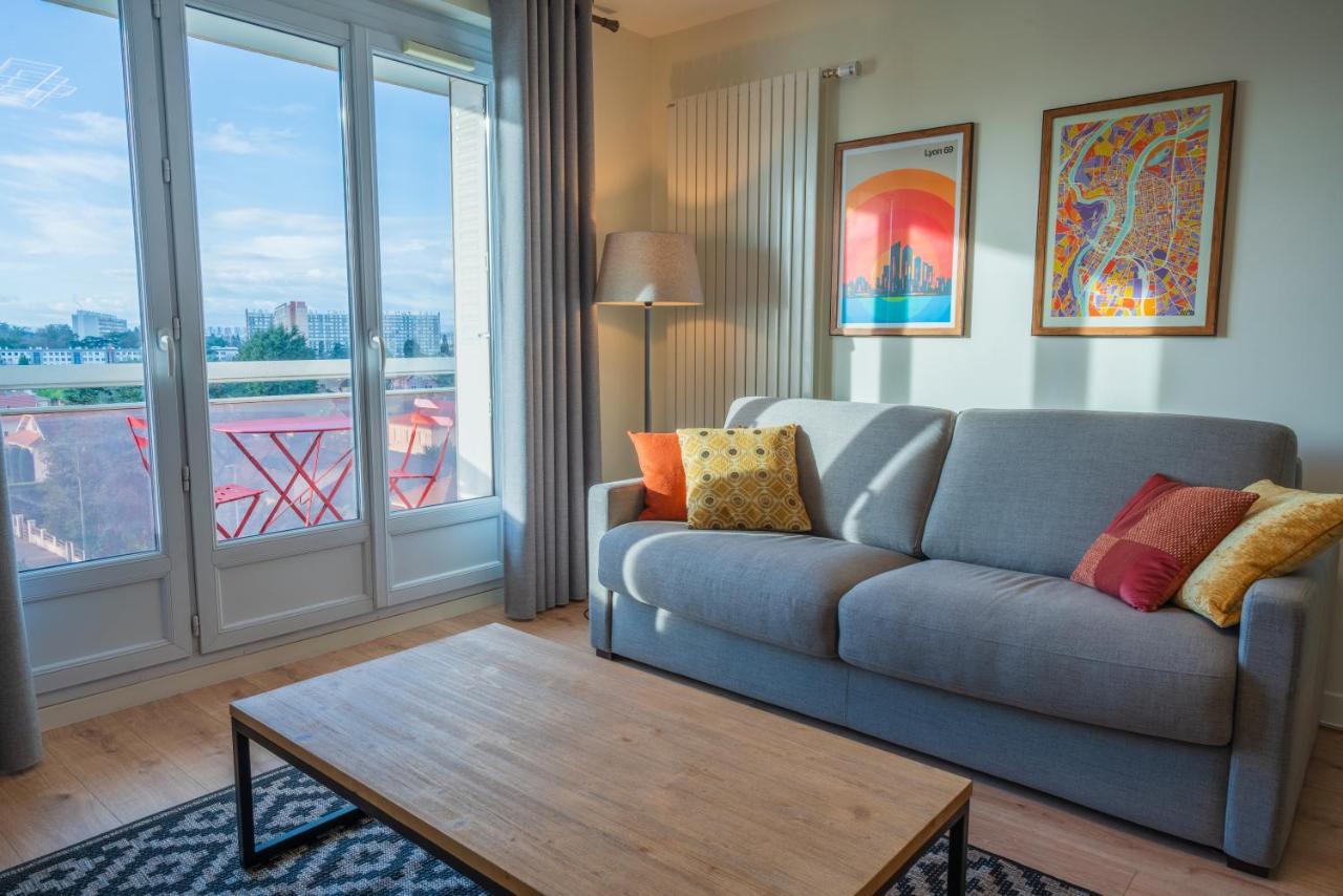 T2 De Standing Climatise Avec Parking Prive, Tram T2 T5, Hopitaux Est Appartement Bron Buitenkant foto